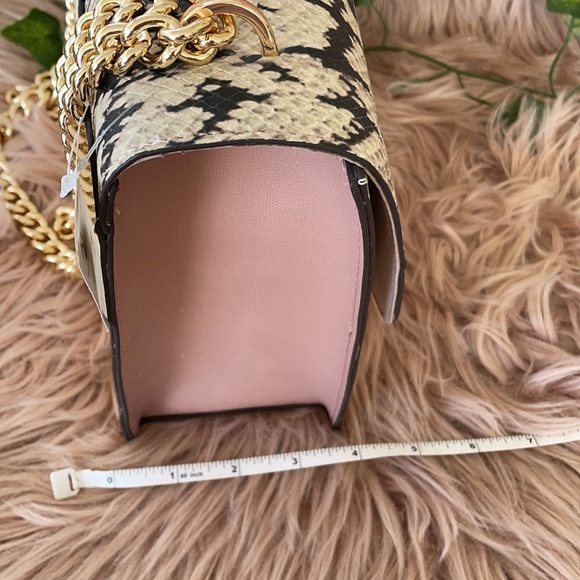 Dusty Pink Shoulder Bag 💼 - Picture 10 of 11